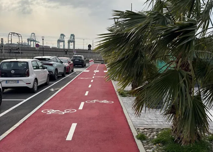 House Pra Vicino Spiagge E Uscita Autostrada דירה ג'נובה